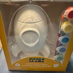 Mondo Llama Ceramic Rocket Ship Kit - White